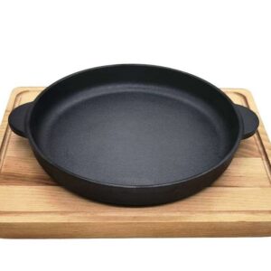 Чугун (Россия) Сковорода порц. d=18 см. h=3 см. чугун. с 2 ручками на дерев. подставке /1/6/