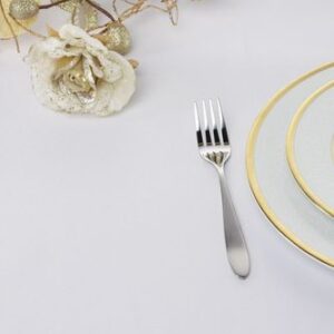 Текстиль (Россия) Скатерть 145*145 см. белая гладь /3/ Под заказ