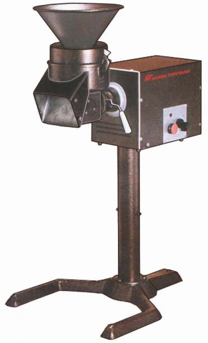 Торгмаш Пермь (Россия) Универсальная кухонная машина УКМ-03