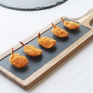 MGprof Блюдо для подачи прямоуг. 45*15 см. h=1,5 см. черное, сланец, на дерев. подставке с ручкой MGprof (WB-003) /1/16/